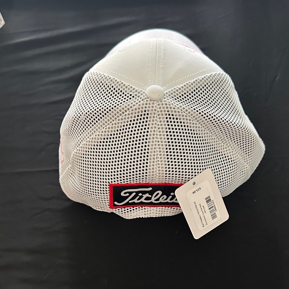 TITLEIST Tour Performance Mesh white/Pink 🩷 - Picture 4 of 5